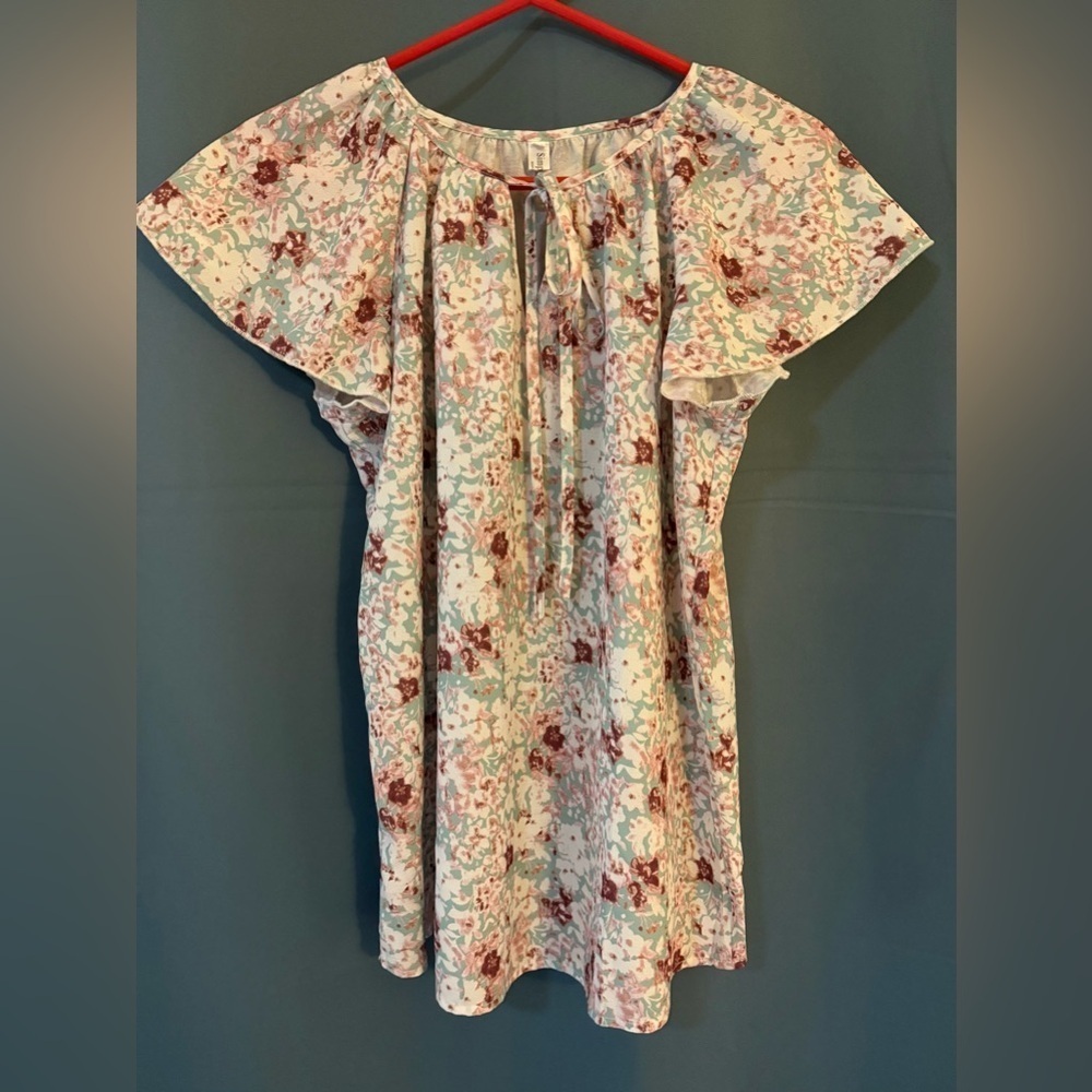 Floral V-Neck Top with Tie | Size M
